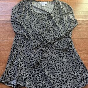 Motherhood Black & White Geometric Wrap Maternity Tunic